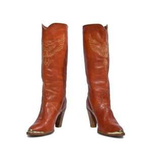 VINTAGE Dingo boots w/studded thunderbird!